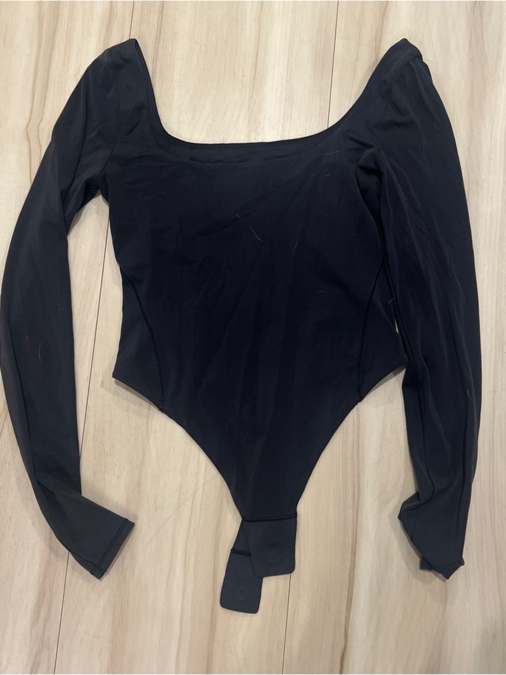 Lululemon Black Scoop Neck Long Sleeve Bodysuit - size XS